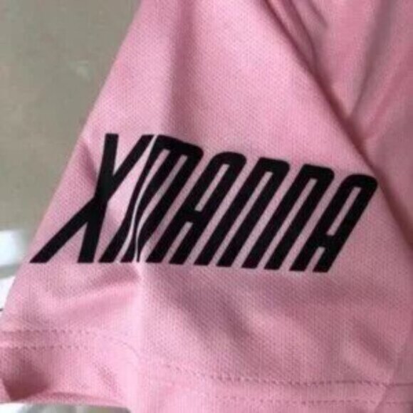 Kids - 2023 Inter Miami Home #10 Messi Soccer Jersey and Shorts Set - Picture 7 of 8